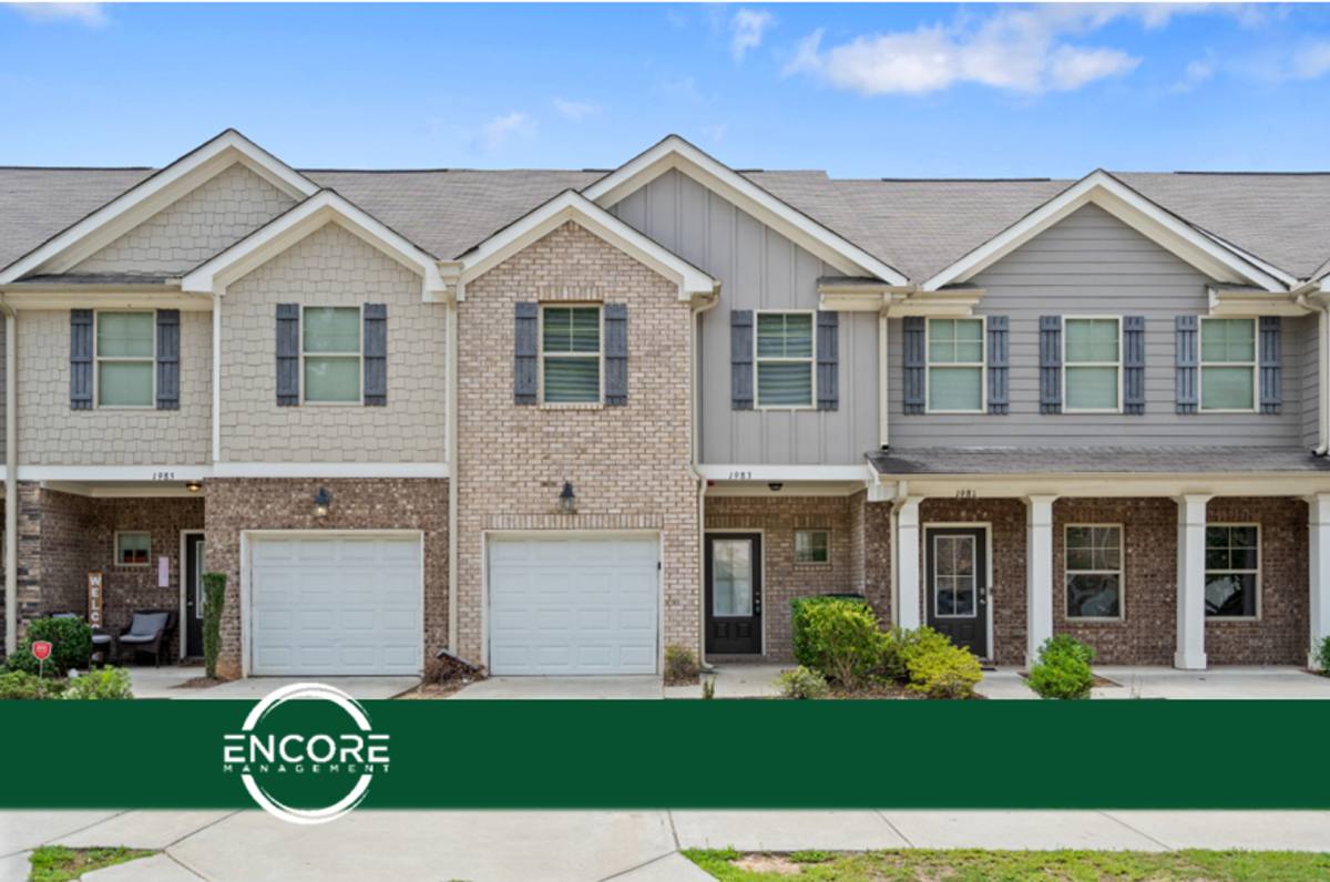 Townhouse for rent at 1795 Old Dogwood, Jonesboro, GA 30238
