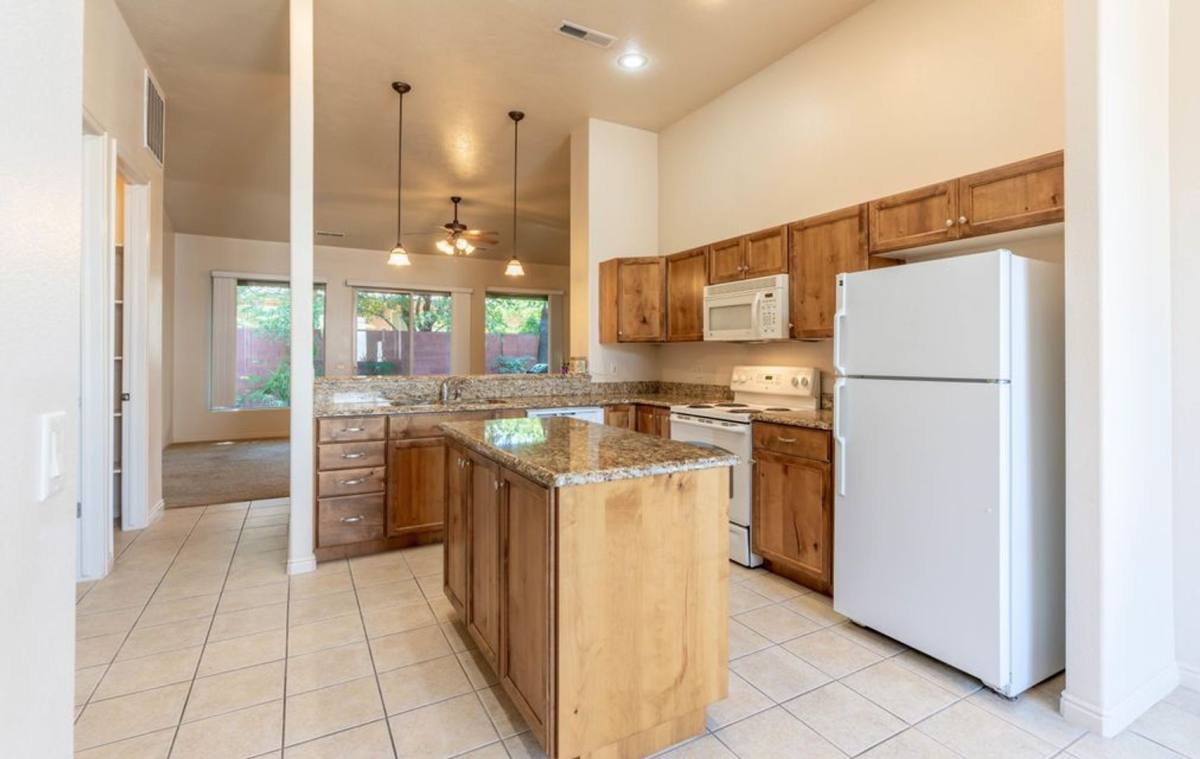 House for rent at 253 S 260 W, Ivins, UT 84738