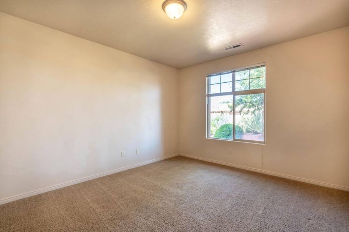 House for rent at 253 S 260 W, Ivins, UT 84738