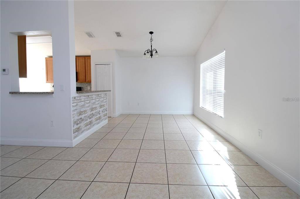 Apartment for rent at 11414 Pinewood Cove Lane, Orlando, FL 32817