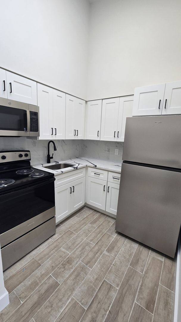 Apartment for rent at 170 Clove Branch Rd, Hopewell Junction, NY 12533