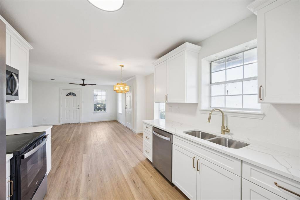 Apartment for rent at 302 W Pelton St #302, Sherman, TX 75092