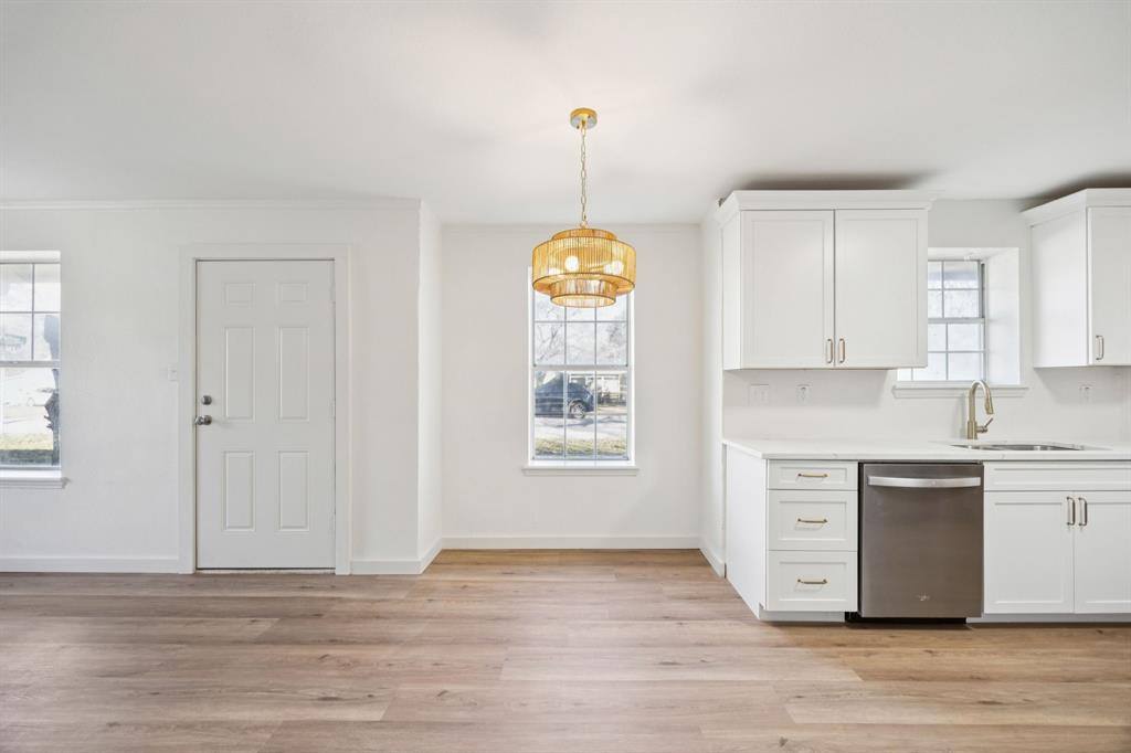 Apartment for rent at 302 W Pelton St #302, Sherman, TX 75092