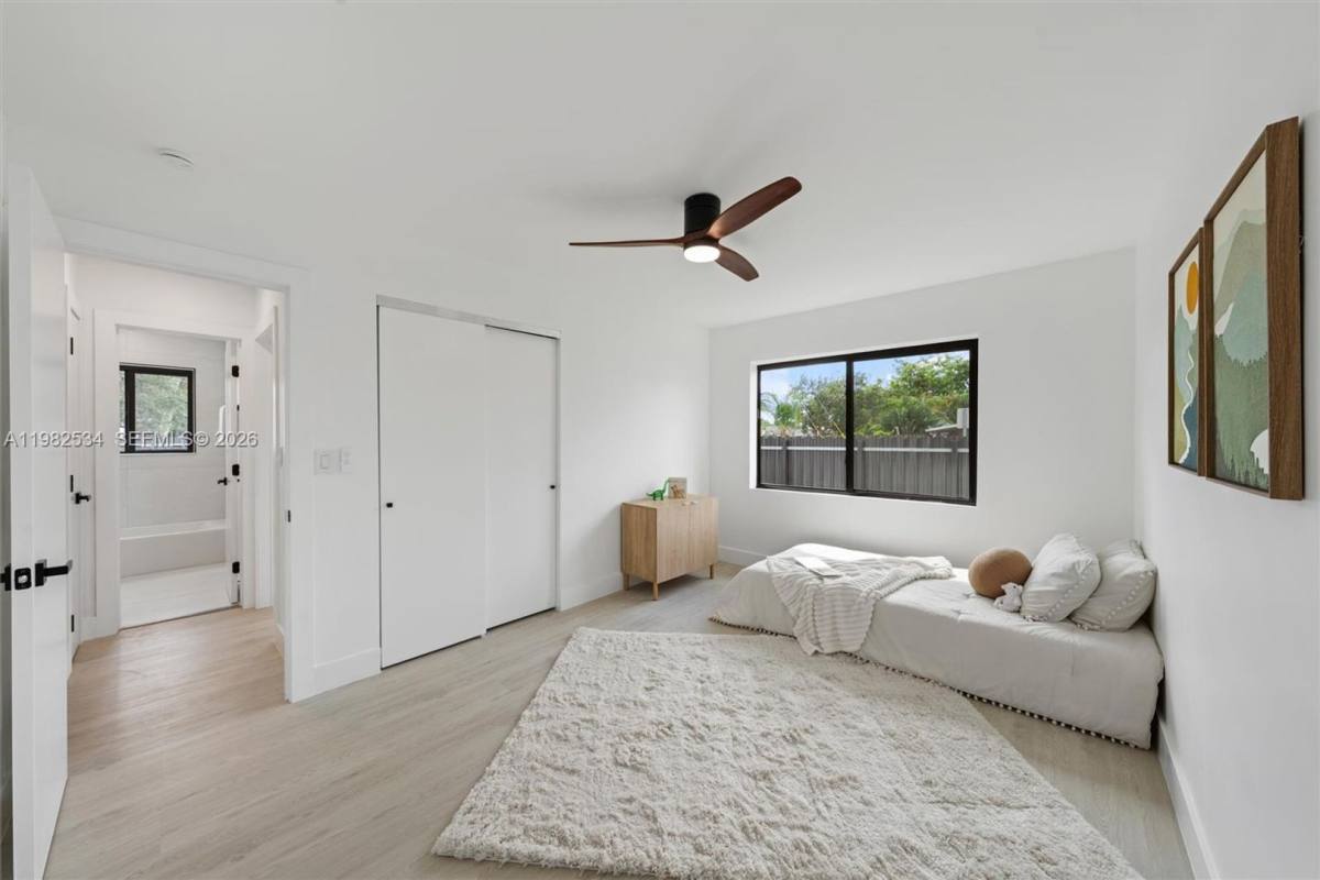 House for rent at 1305 N 31st Rd, Hollywood, FL 33021
