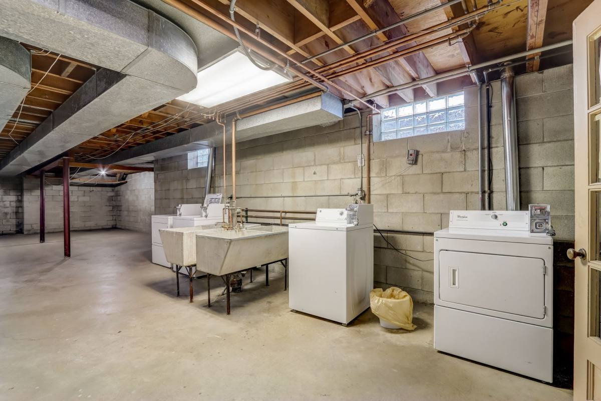 Apartment for rent at 4802-12 W Wells St, Milwaukee, WI 53208
