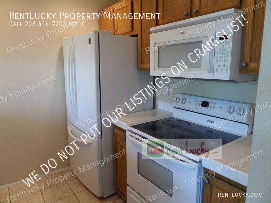 Apartment for rent at 3233 NE 12th St #302, Renton, WA 98056