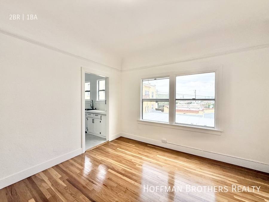 Apartment for rent at 4850 1 2 Mascot St, Los Angeles, CA 90019