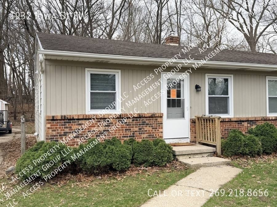 House for rent at 1932 Iowa St SW, Wyoming, MI 49519