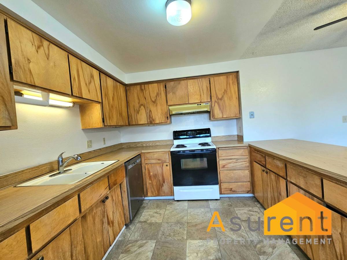 Apartment for rent at 65 Woolen Way, Ashland, OR 97520