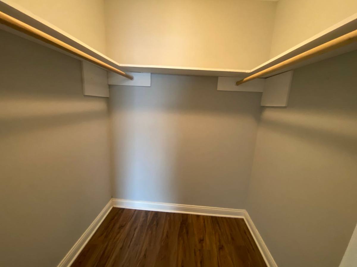 Apartment for rent at 1612 Westen Ave, Bowling Green, KY 42104