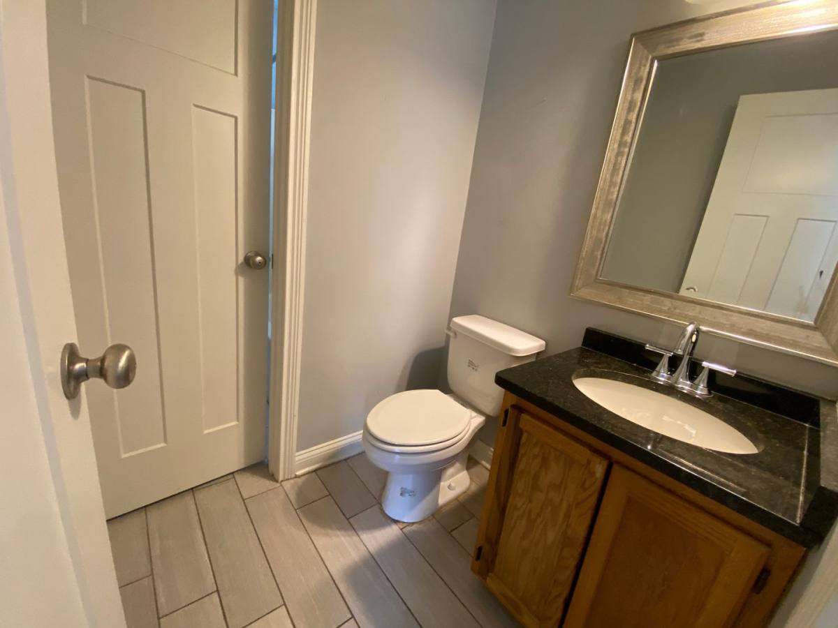 Apartment for rent at 1612 Westen Ave, Bowling Green, KY 42104