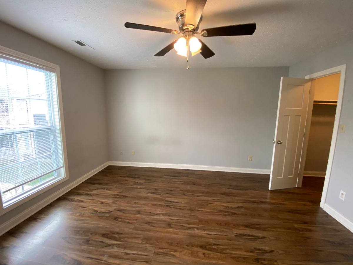 Apartment for rent at 1612 Westen Ave, Bowling Green, KY 42104