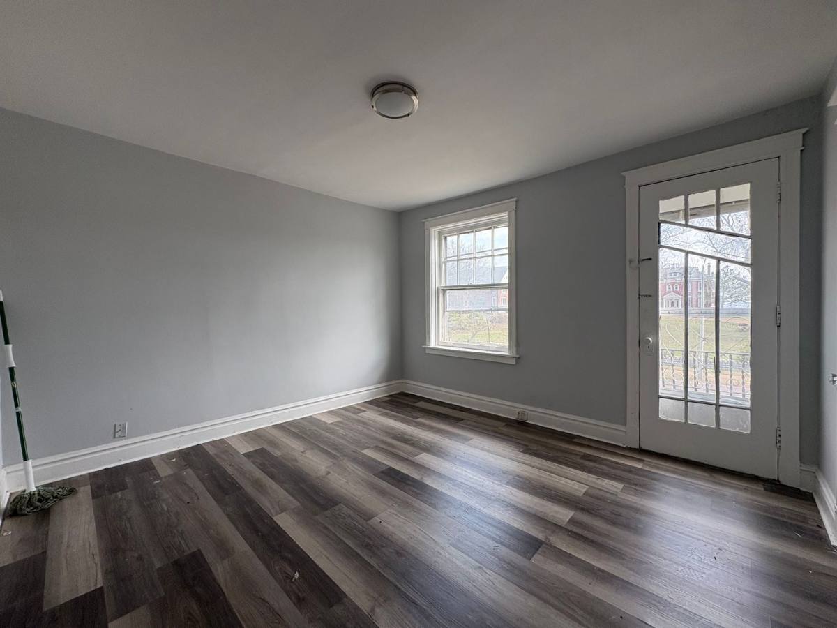 Apartment for rent at 5027-29 S Broadway, Saint Louis, MO 63111