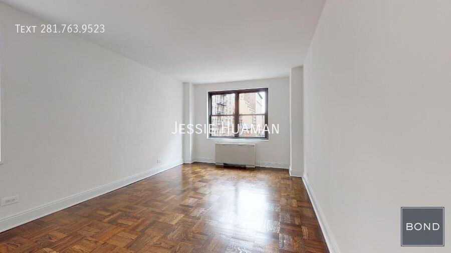 Apartment for rent at 96 Fifth Ave #J, New York, NY 10011