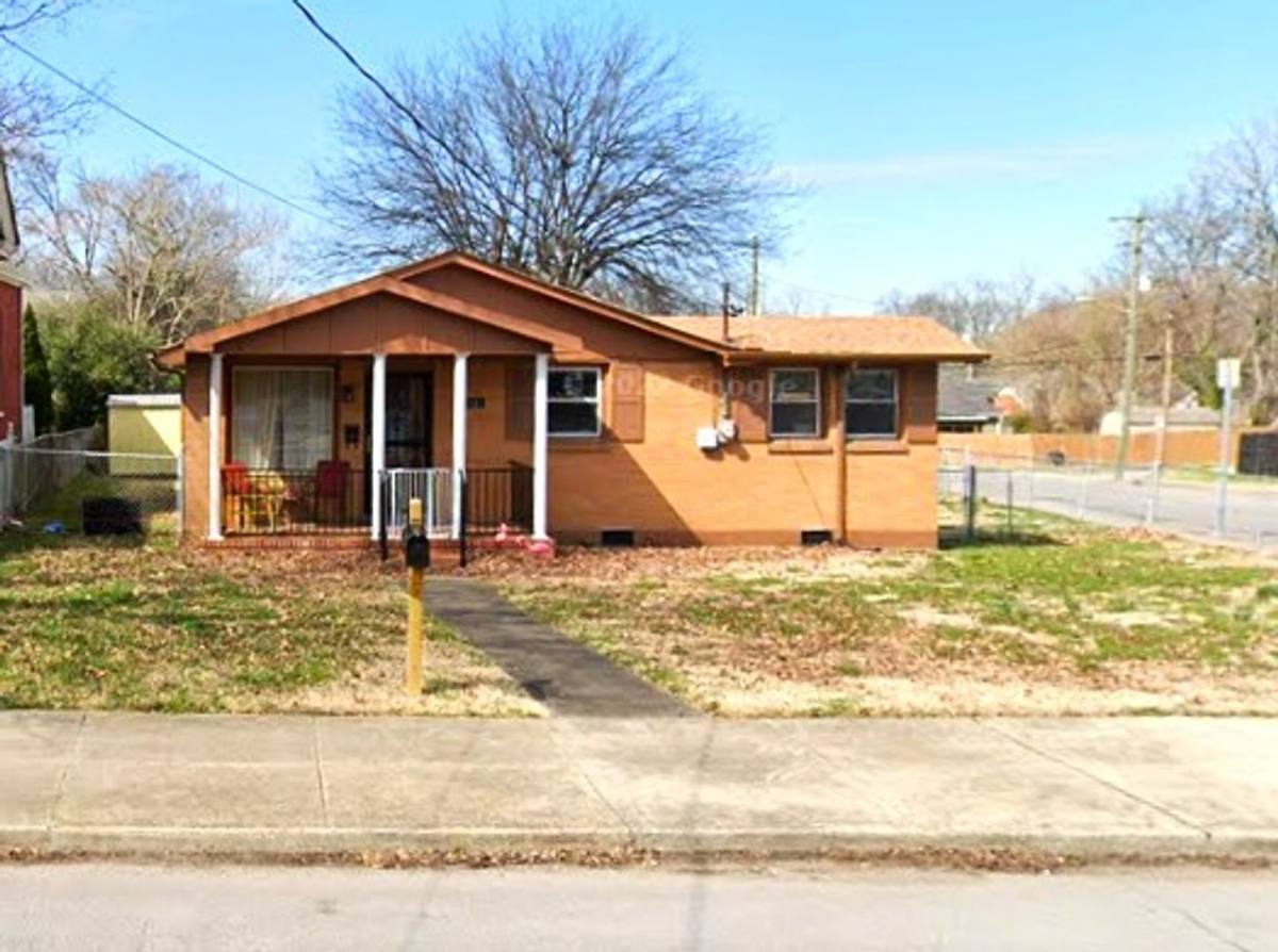 House for rent at 712 Meridian St, Nashville, TN 37207
