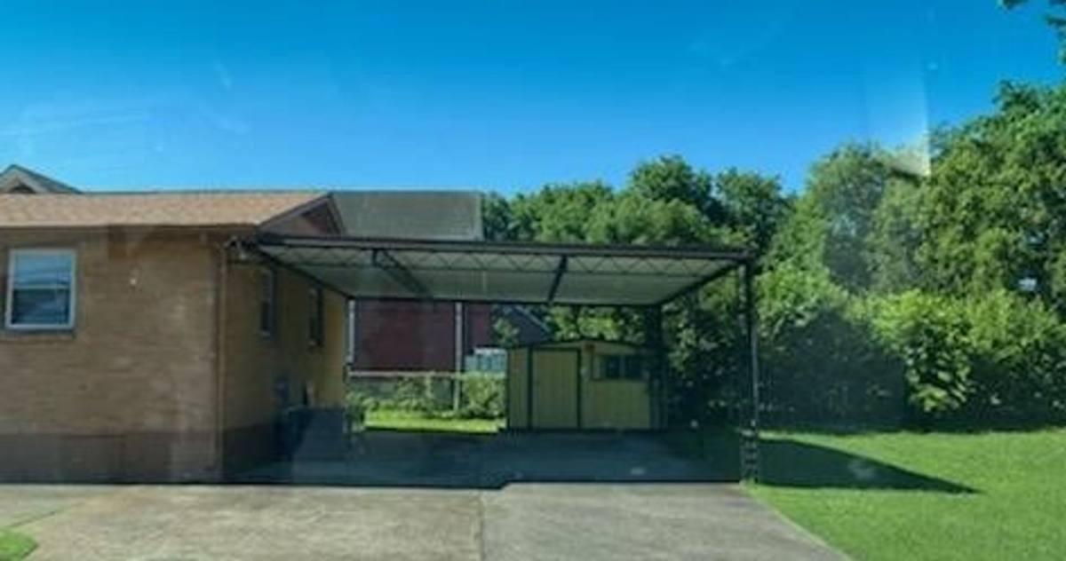 House for rent at 712 Meridian St, Nashville, TN 37207