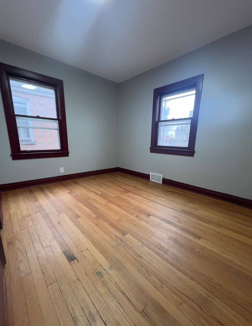 House for rent at 14027 S Mackinaw Ave, Chicago, IL 60633
