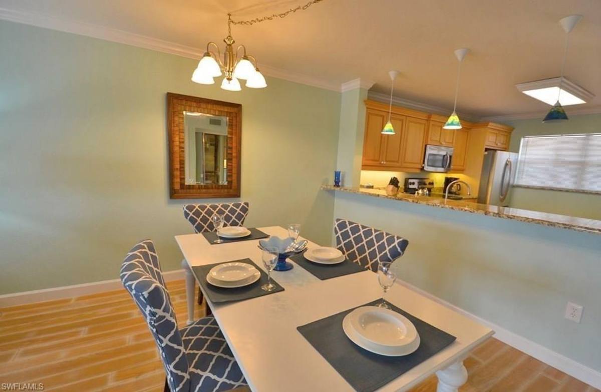 Condo for rent at 307 Goodlette Rd S, Naples, FL 34102