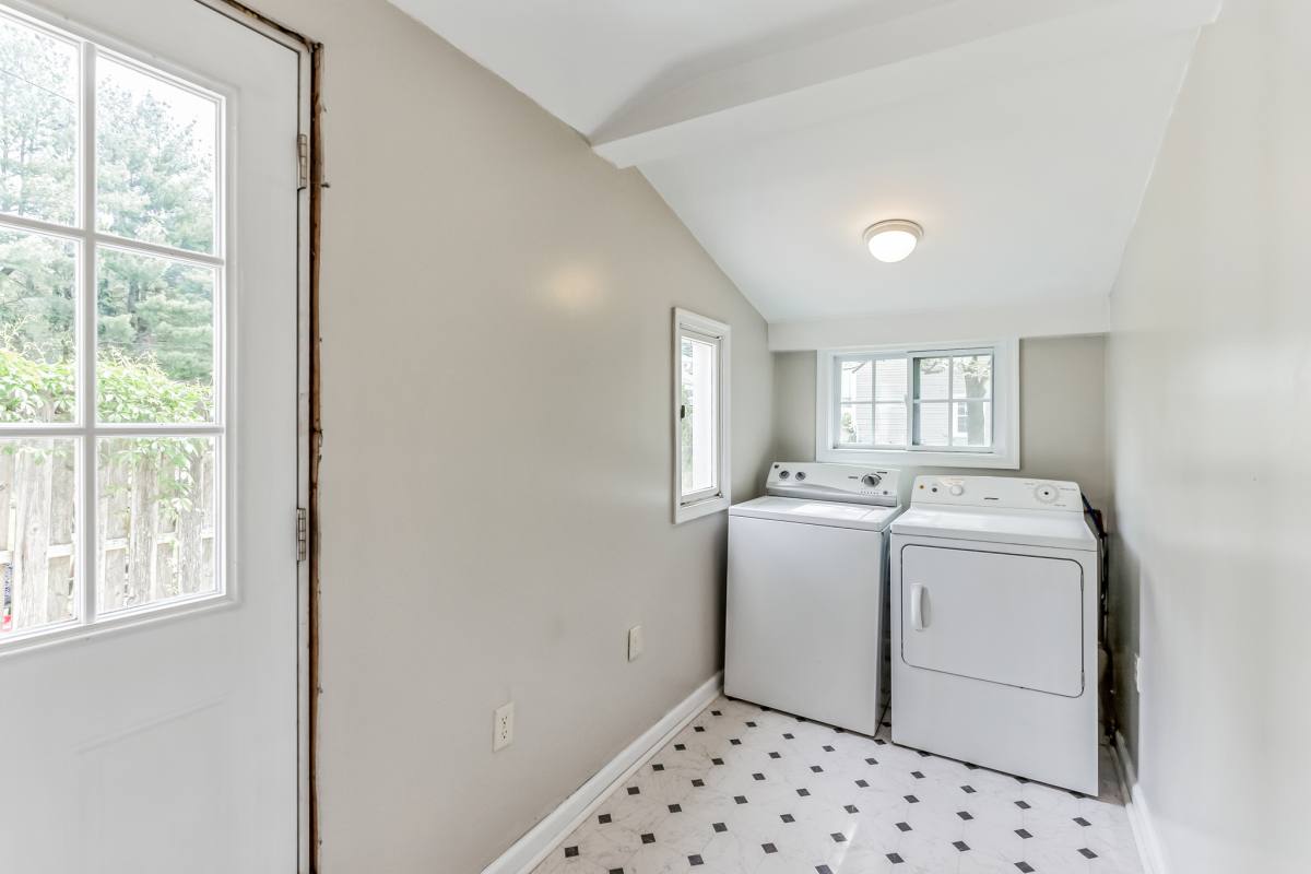 Apartment for rent at 123 Main St, Hellertown, PA 18055
