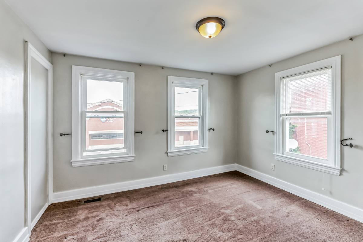 Apartment for rent at 123 Main St, Hellertown, PA 18055