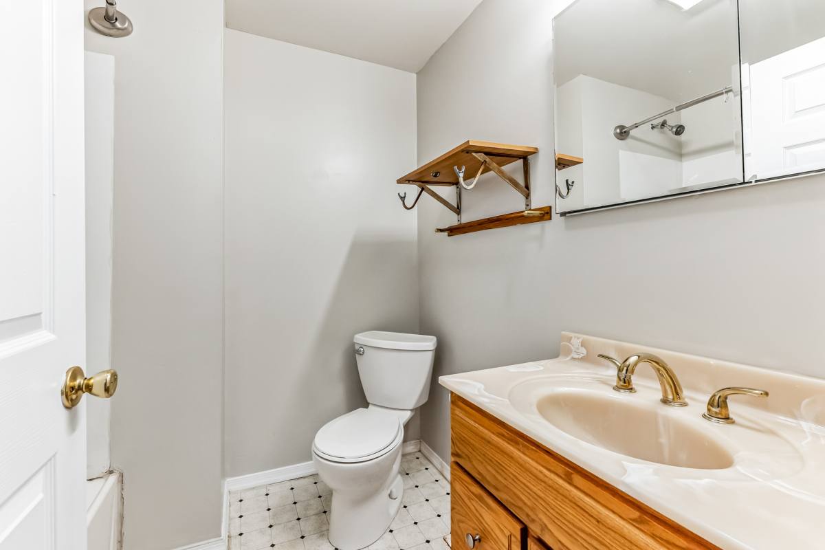 Apartment for rent at 123 Main St, Hellertown, PA 18055