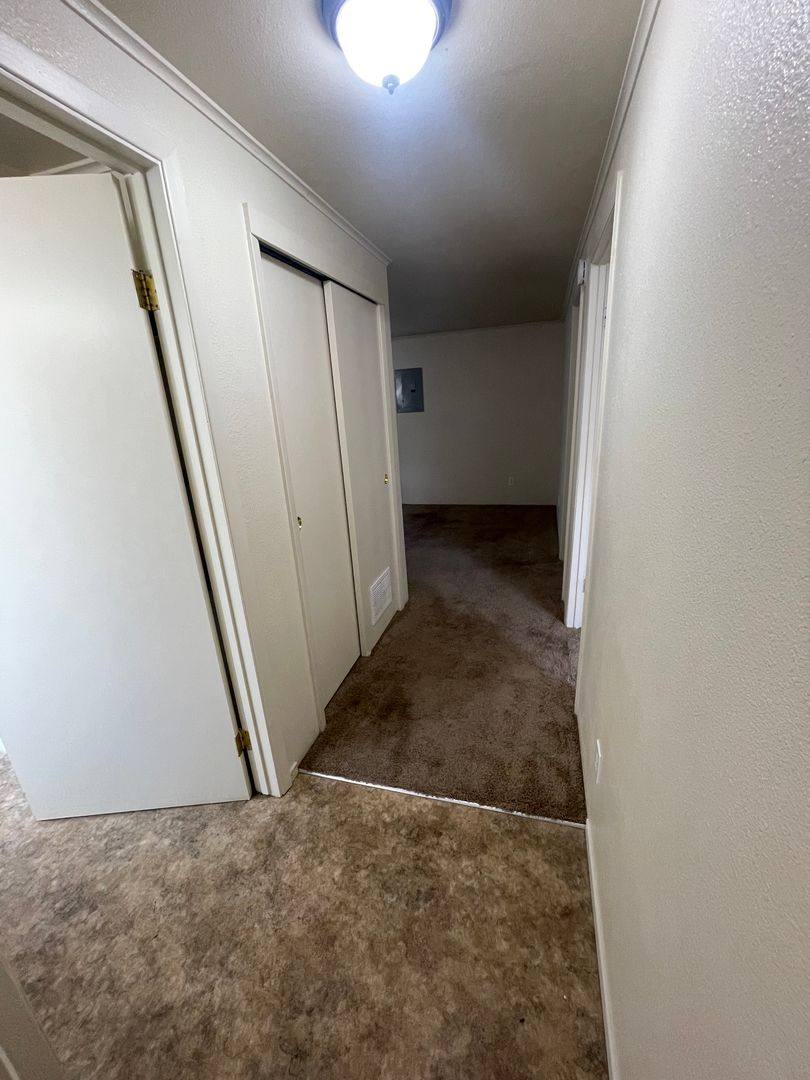Apartment for rent at 7475 E Grant St, Lebanon, OR 97355