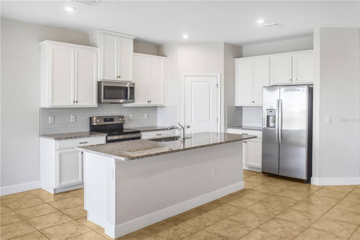 House for rent at 8351 Greenway Ave, Wesley Chapel, FL 33544