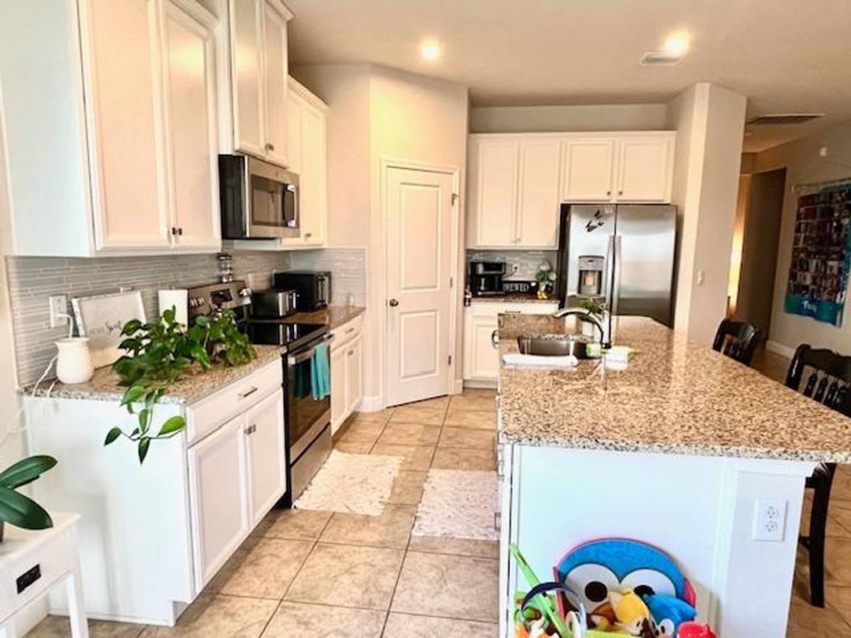 House for rent at 8351 Greenway Ave, Wesley Chapel, FL 33544