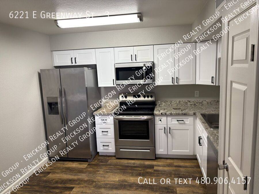 Apartment for rent at 6221 E Greenway St #3, Mesa, AZ 85205