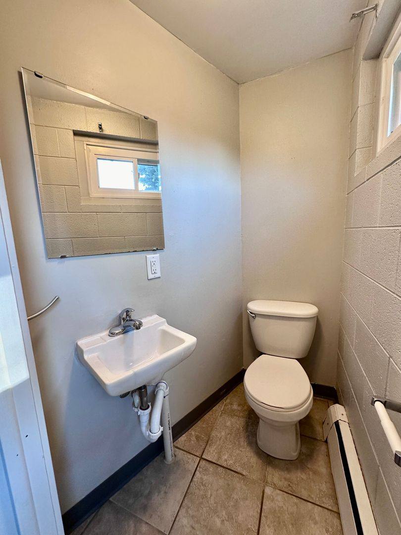 Apartment for rent at 1100 8th Ave NW, Valley City, ND 58072