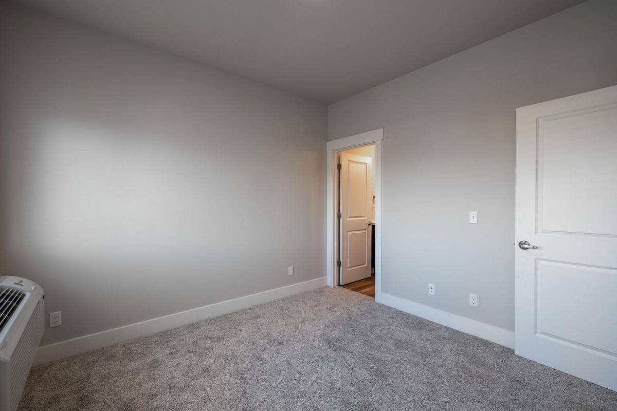 Townhouse for rent at 1013 & 1015 Fifth St, Wenatchee, WA 98801