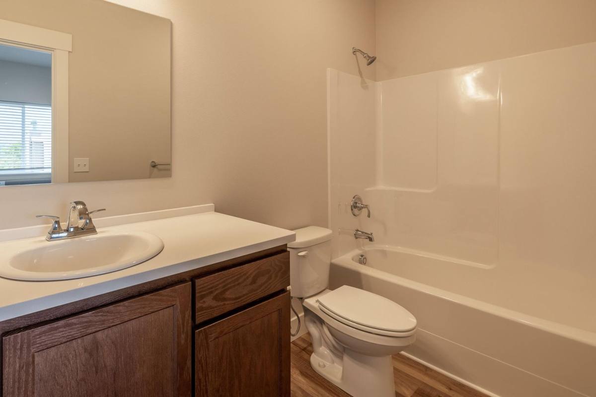 Townhouse for rent at 1013 & 1015 Fifth St, Wenatchee, WA 98801