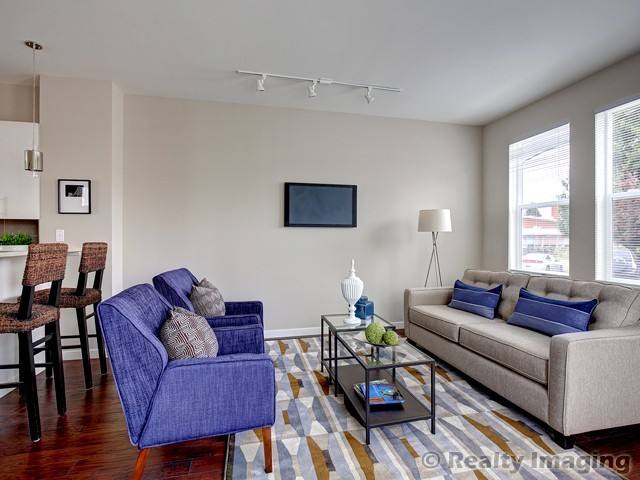 Townhouse for rent at 4920 N Gantenbein Ave, Portland, OR 97217