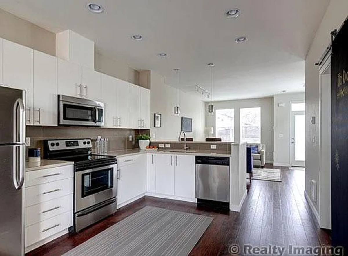 Townhouse for rent at 4920 N Gantenbein Ave, Portland, OR 97217