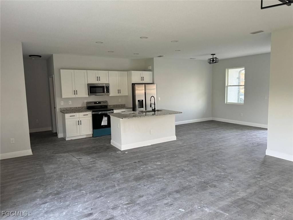 Apartment for rent at 13363 Drysdale Ave, Port Charlotte, FL 33981