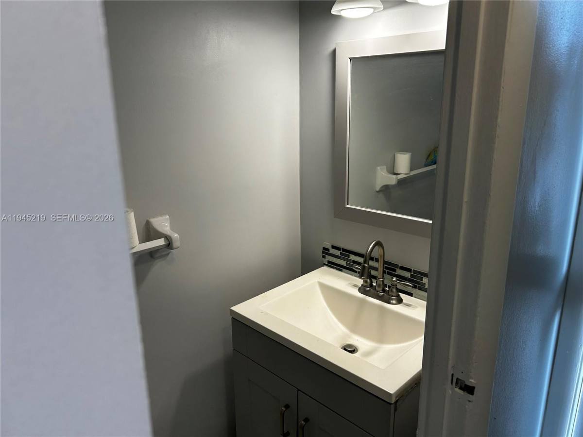 Townhouse for rent at 5979 NW 29th Place, Fort Lauderdale, FL 33313