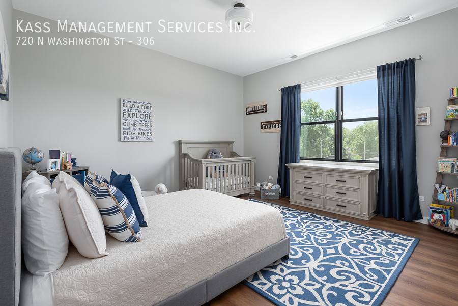 Apartment for rent at 720 N Washington St #306, Naperville, IL 60563