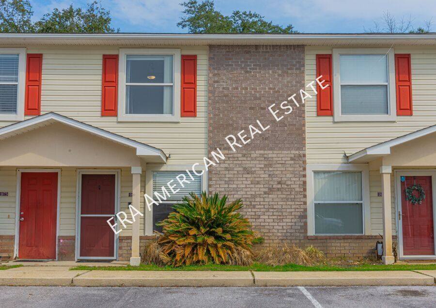Townhouse for rent at 1871 Shay Lin Court, Niceville, FL 32578