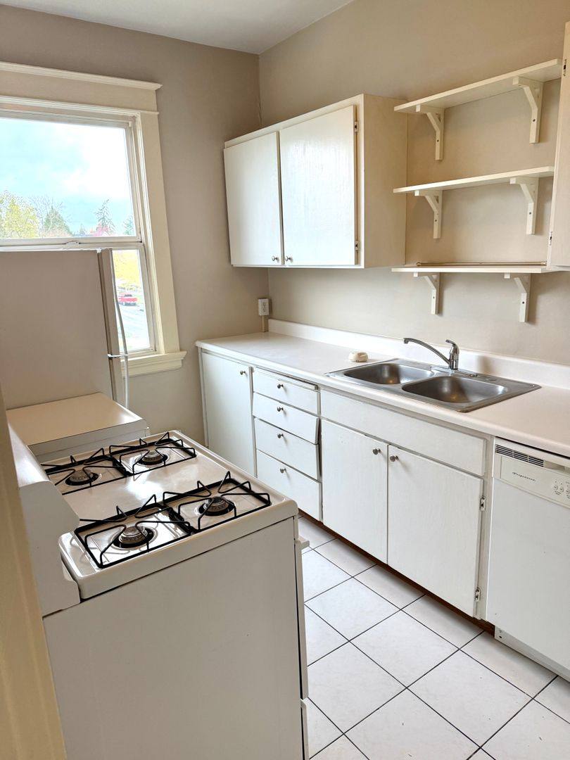 Apartment for rent at 1303 Division Ave, Tacoma, WA 98403