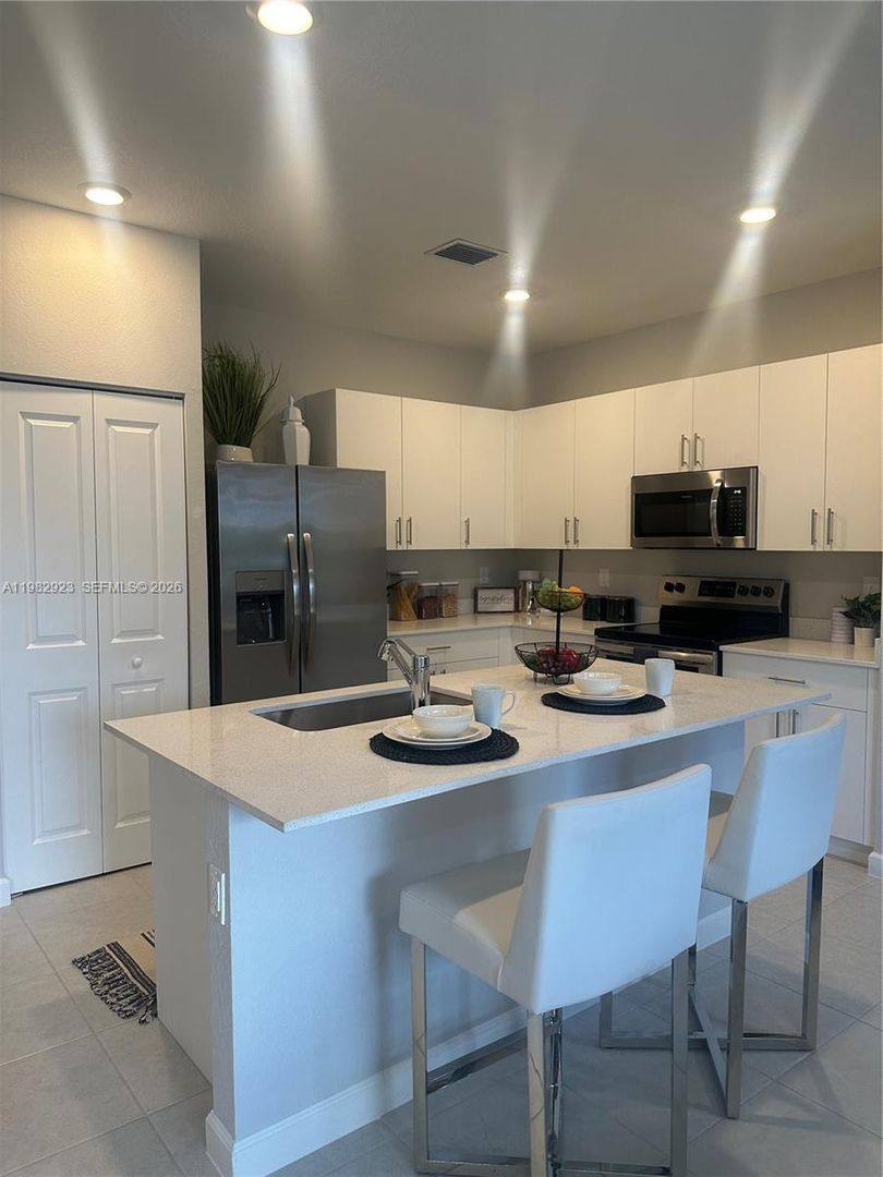 Townhouse for rent at 11883 NW 47 Manor, Pompano Beach, FL 33076