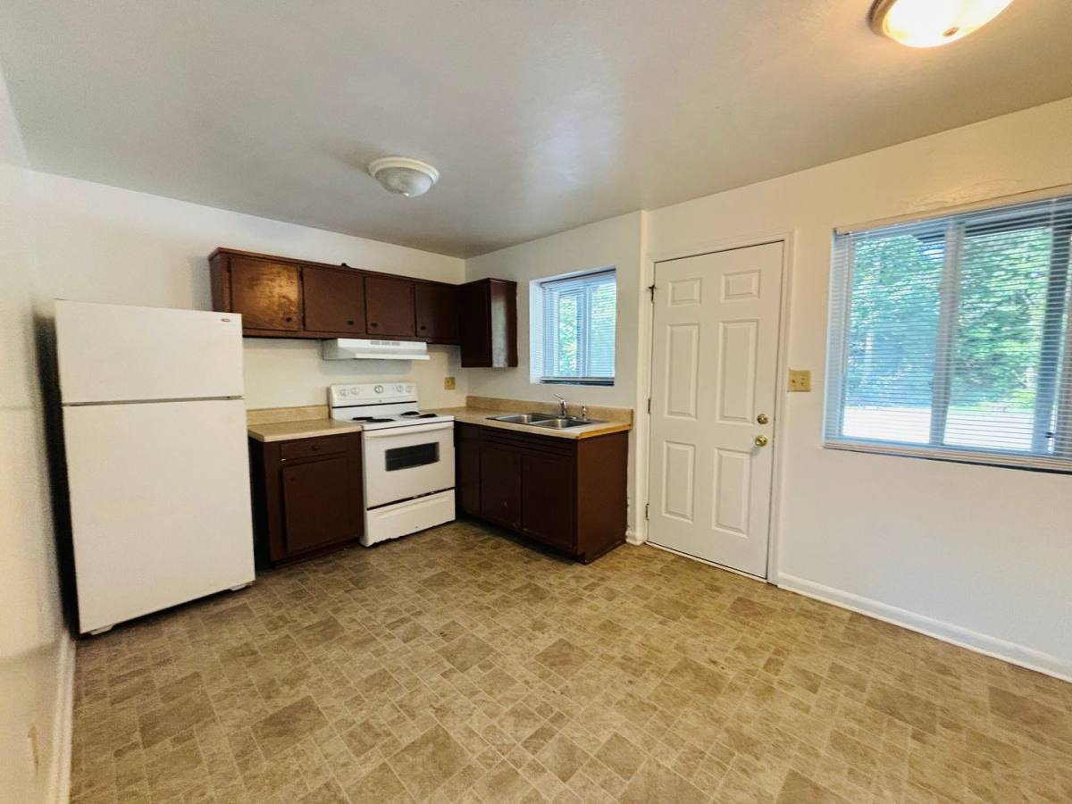 Apartment for rent at 109-110 Northview Dr, Blacksburg, VA 24060