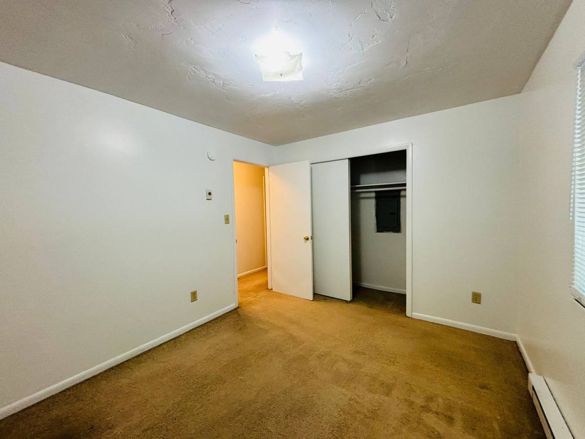 Apartment for rent at 109-110 Northview Dr, Blacksburg, VA 24060