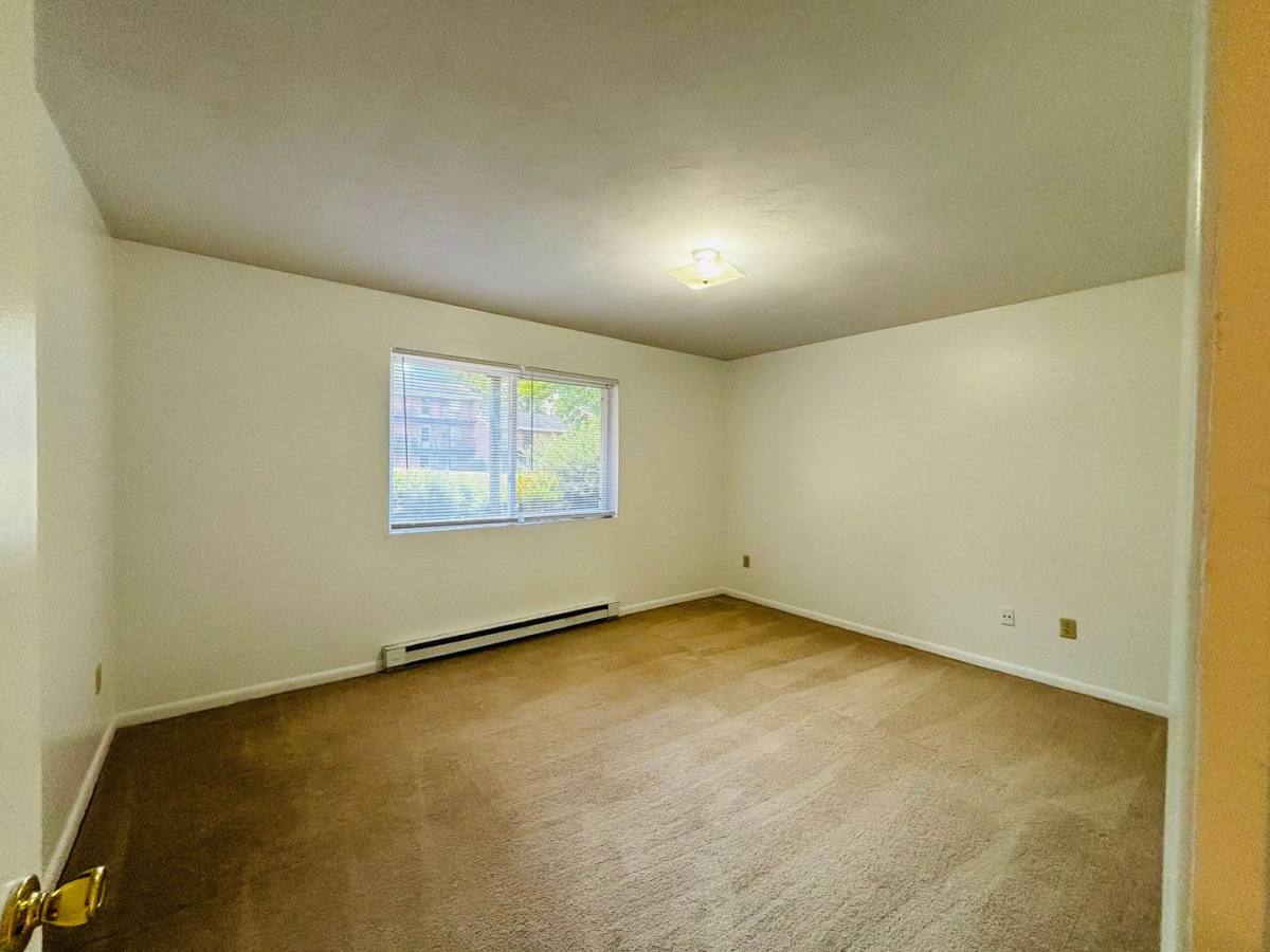 Apartment for rent at 109-110 Northview Dr, Blacksburg, VA 24060