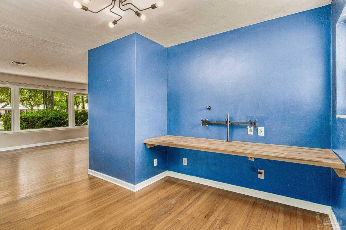 Apartment for rent at 2033 E Bobe St, Pensacola, FL 32503