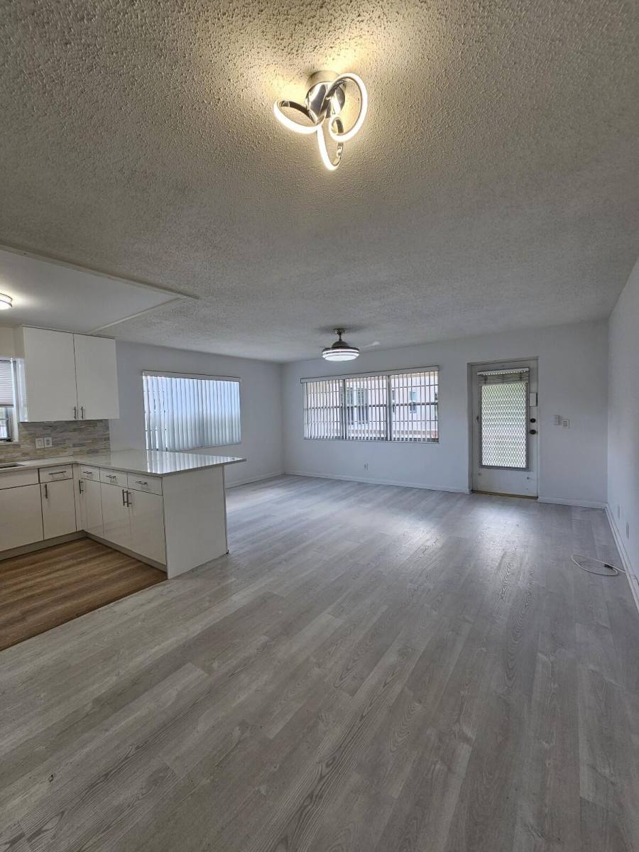 Apartment for rent at 105 Windsor E #105, West Palm Beach, FL 33417