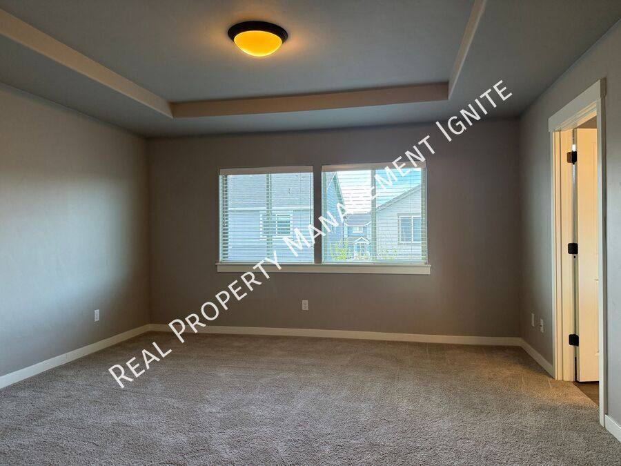 House for rent at 3751 SW Coyote Lane, Redmond, OR 97756
