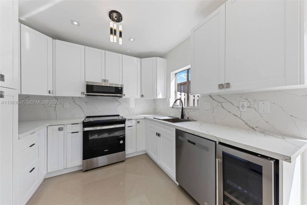 Townhouse for rent at 2897 SW 129th Way, Hollywood, FL 33027