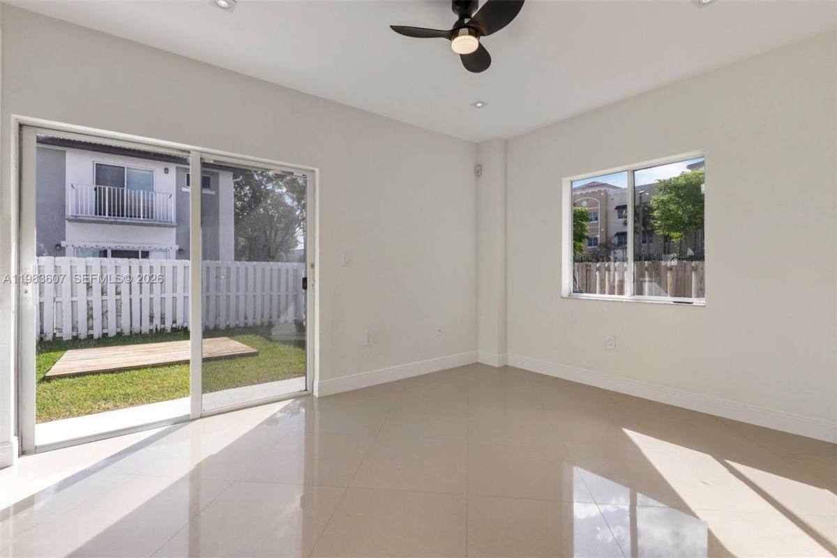 Townhouse for rent at 2897 SW 129th Way, Hollywood, FL 33027