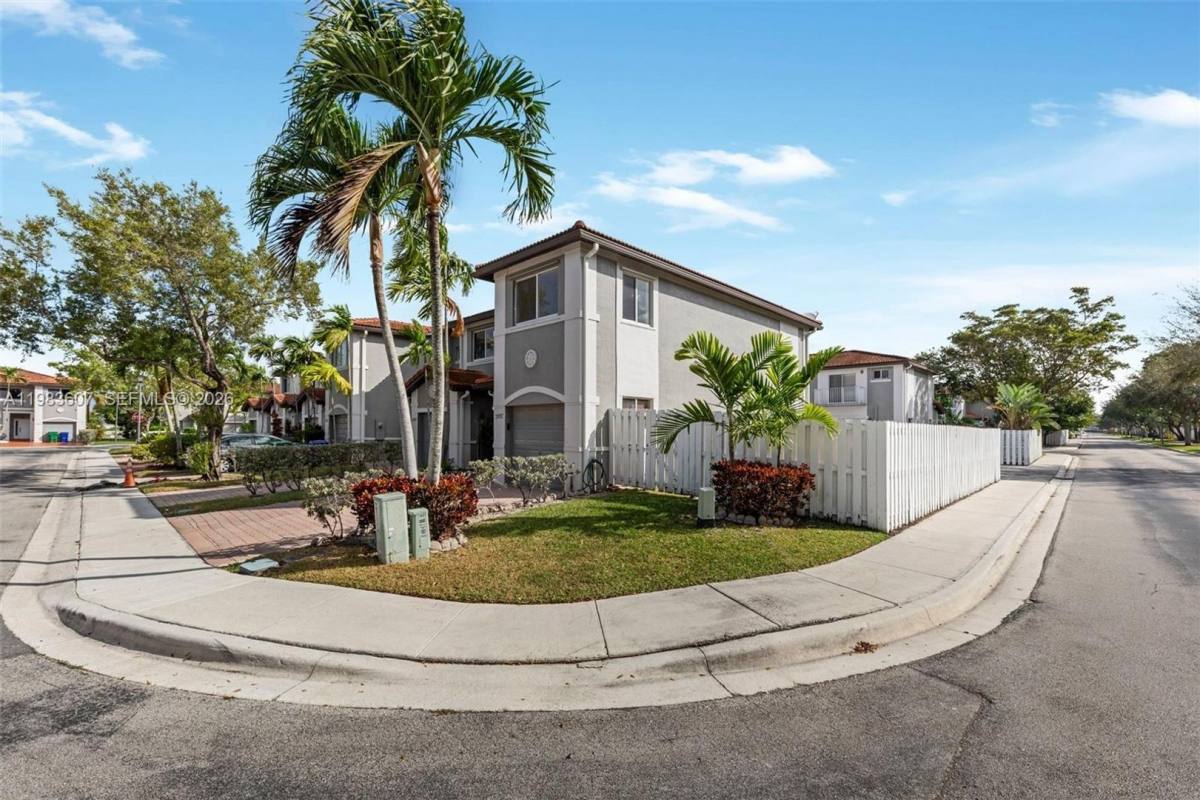 Townhouse for rent at 2897 SW 129th Way, Hollywood, FL 33027