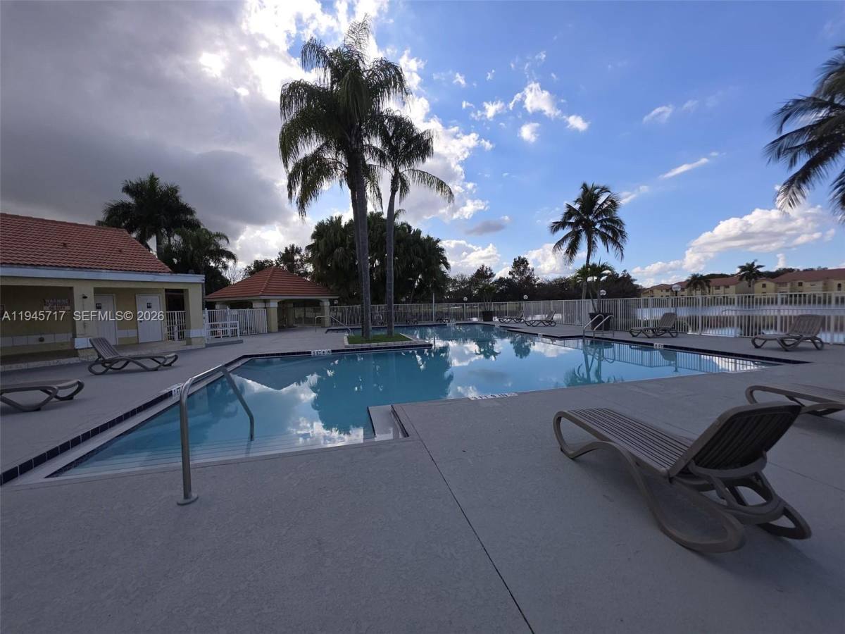 Apartment for rent at 12730 Vista Isles Dr #815, Fort Lauderdale, FL 33325
